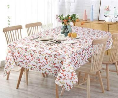 Flujo Coral Polyester Tablecloth