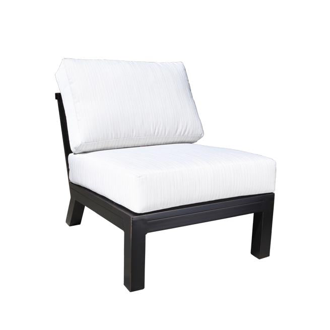 Apex Outdoor Slipper Chair