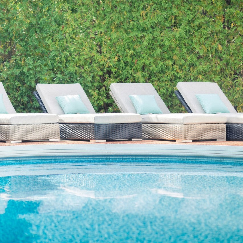 Lounge Chairs &amp; Daybeds