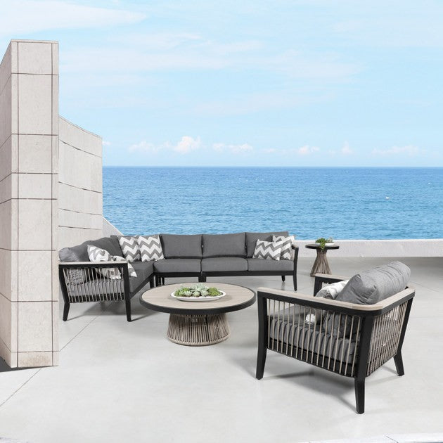 Cove Outdoor Slipper Chair