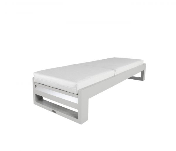 Belvedere Outdoor Lounge Chair