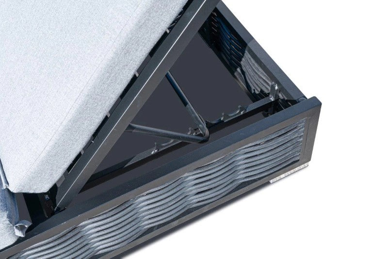 Montserrat Lux Outdoor Chaise Lounge