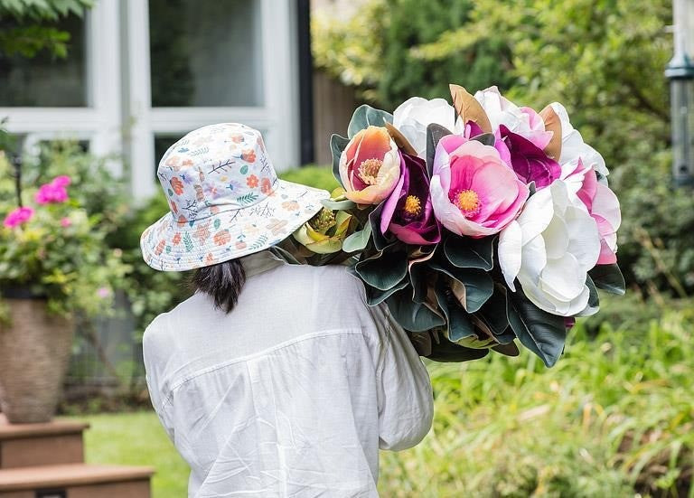 Medium Magnolia Bloom, 29&quot;