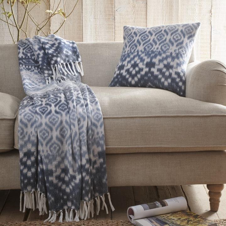 Sakari Blue Throw, 50&quot; x 70&quot;