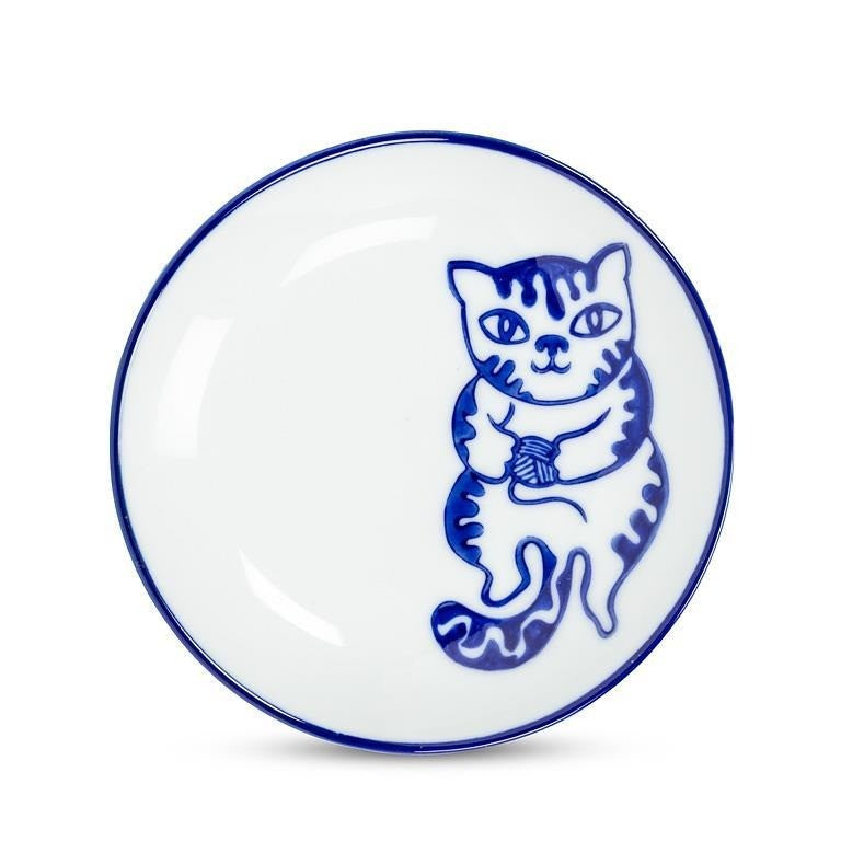 Small Plate with Playful Cats, 4"D