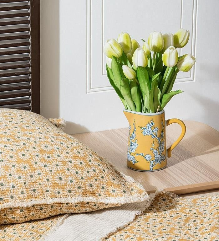 Square Daisy Pillow, 20"Sq