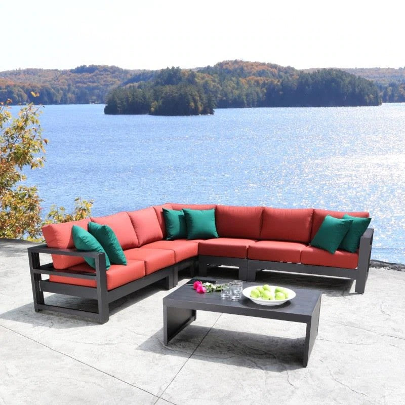 Aura Outdoor Loveseat