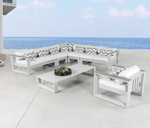 Belvedere Outdoor Right Module