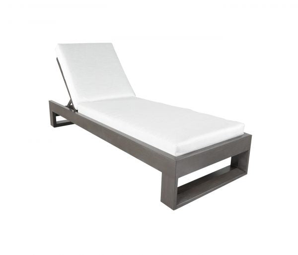 Belvedere Outdoor Lounge Chair