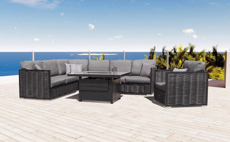 Montserrat Outdoor Loveseat
