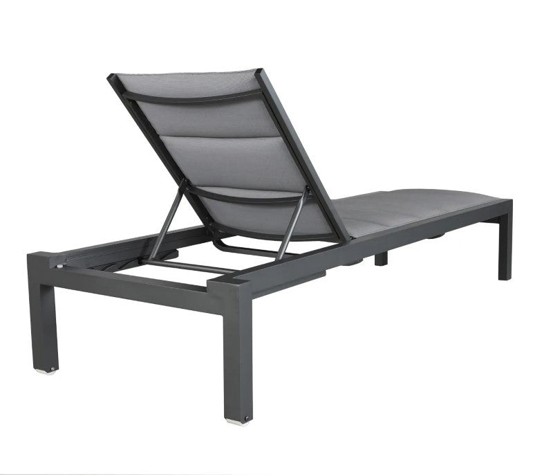 Origin Padded Outdoor Lounge Chair