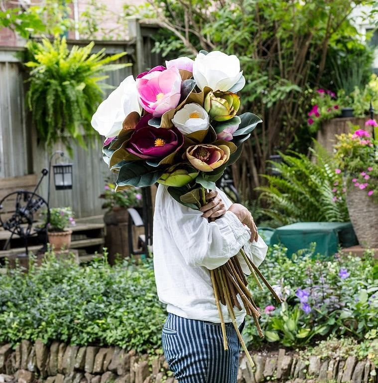 Medium Magnolia Bloom, 29&quot;