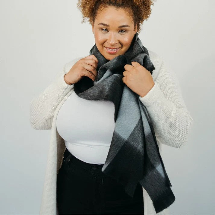 Pokoloko Alpaca Seamless Check Scarf - Licorice Check
