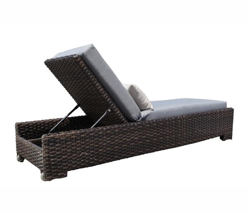 Louvre Outdoor Lounger