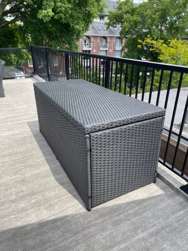 Bahama Outdoor Cushion Box