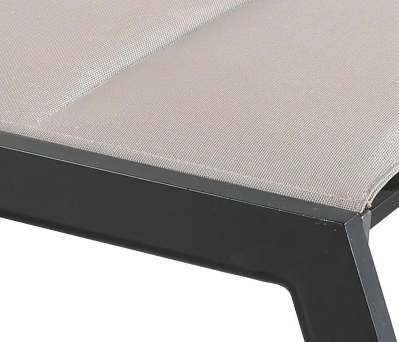 Element Padded Sling Lounge