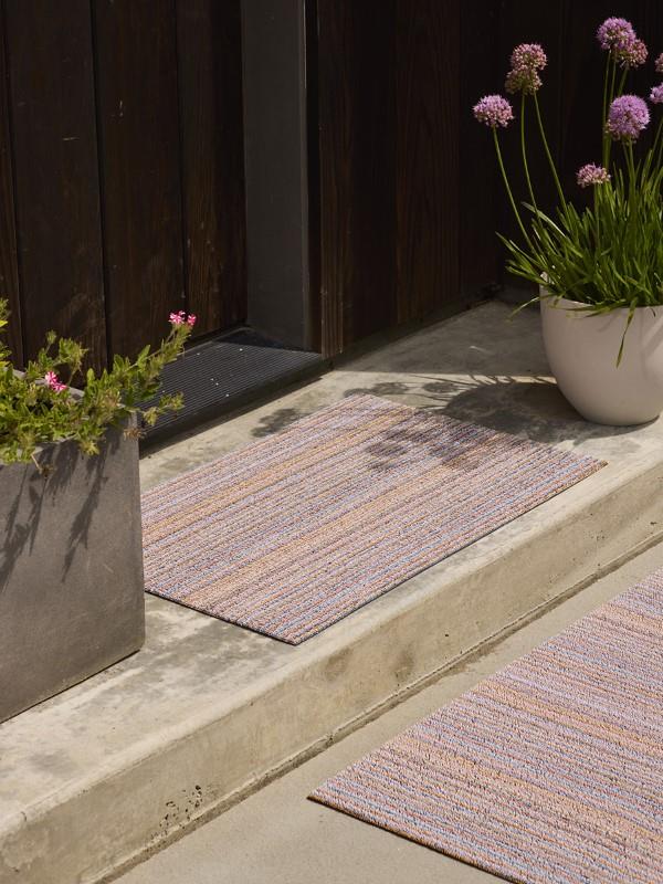Chilewich Indoor/Outdoor Skinny Stripe Shag Mat, Periwinkle