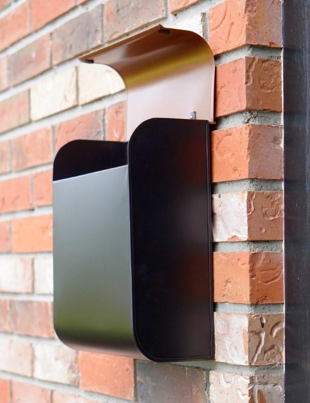 Dominion Iron Black/Copper Mailbox