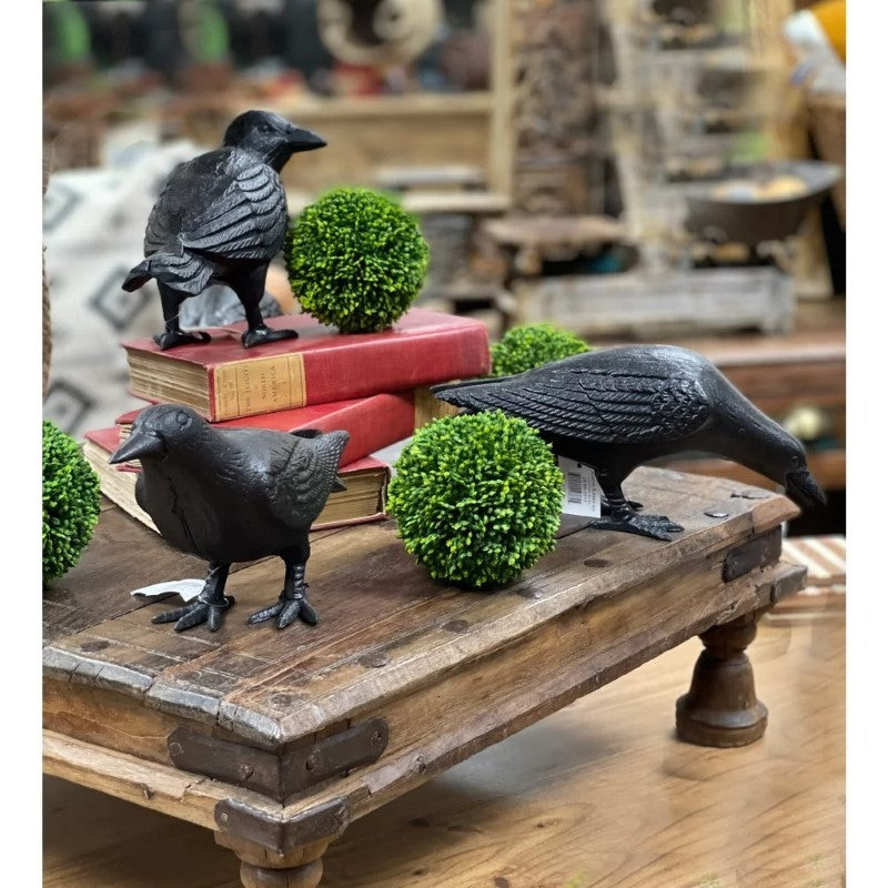 Cast Iron Crow with Head to Side - Large