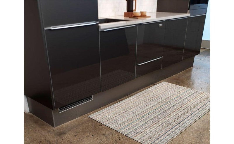 Chilewich Indoor/Outdoor Skinny Stripe Shag Mat, Soft Multi