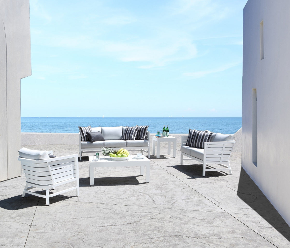 Gramercy 42&quot; x 24&quot; Outdoor Coffee Table