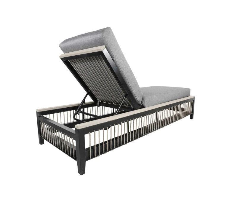 Cove Outdoor Lounger