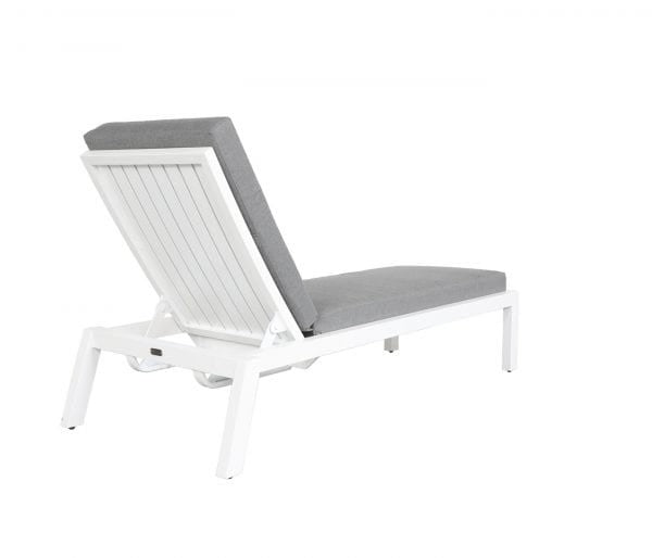 Gramercy Outdoor Lounge Chair