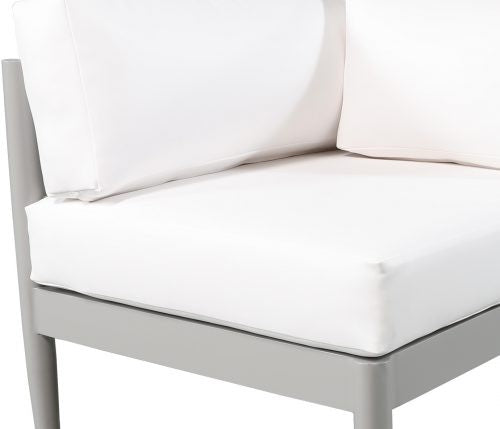 Nevis Outdoor Corner Module