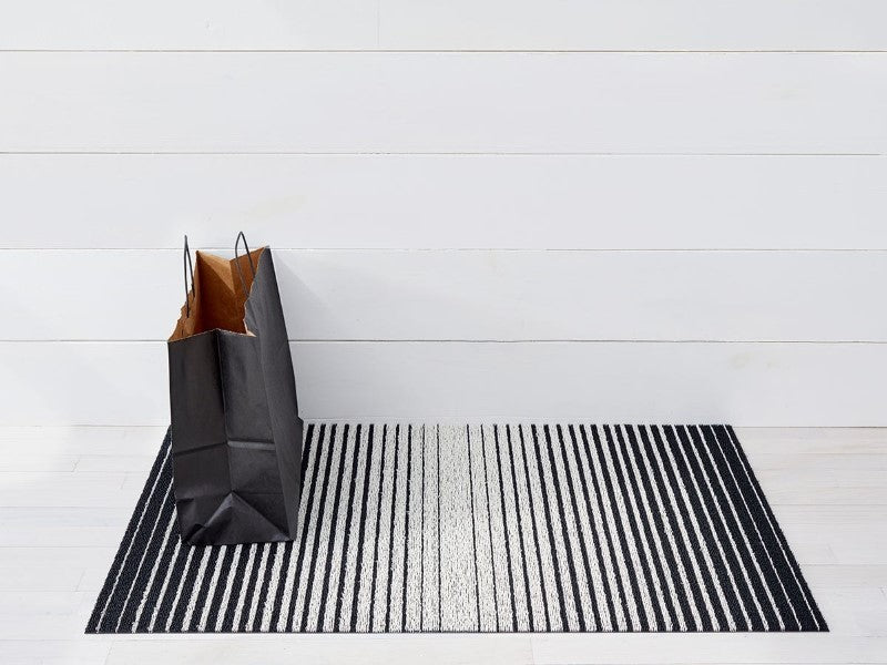 Chilewich Domino Shag Floor Mat, Denim