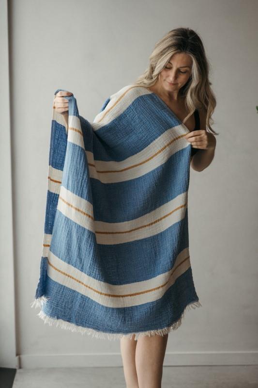 Pokoloko Crinkle Towel - Royal Blue