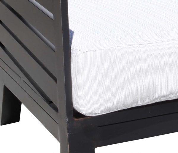 Apex Outdoor Slipper Chair