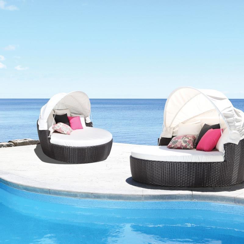 Louvre Outdoor Daybed