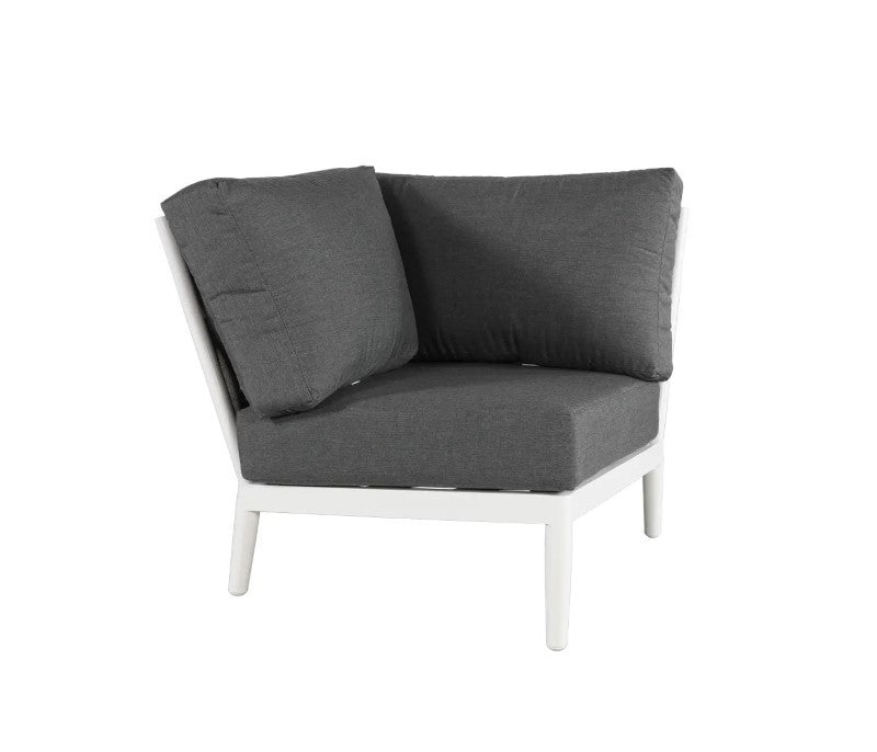 Trellis Outdoor Corner