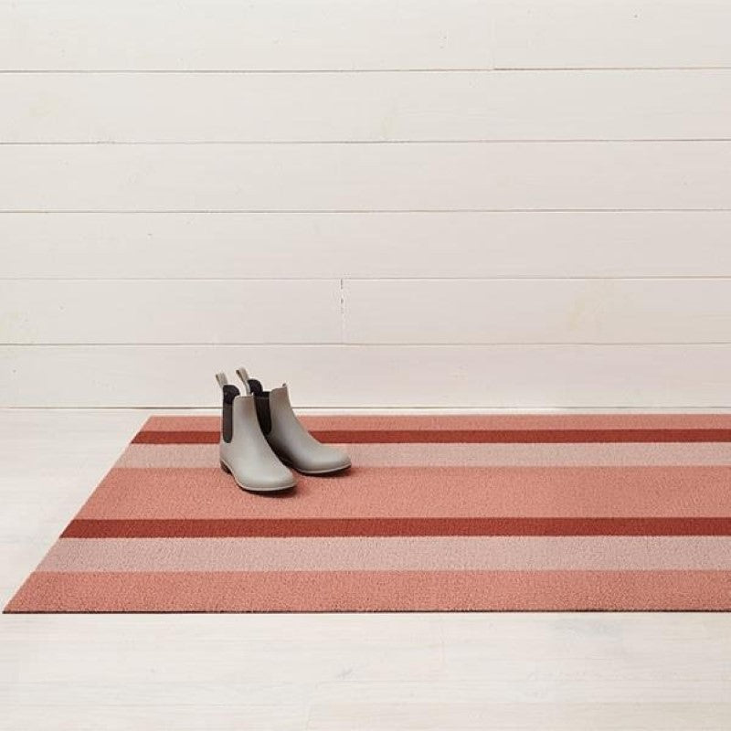 Chilewich Indoor/Outdoor Bold Stripe Shag Mat, Peach