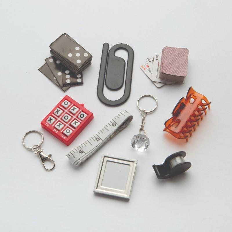 Antique Flourish Christmas Crackers, Set of 10