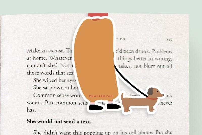 Hot Dog Walking Weiner Dog - Jumbo Magnetic Bookmark