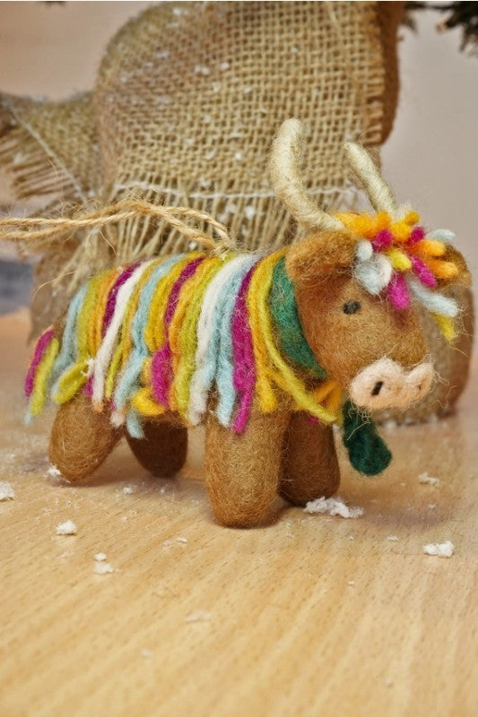 Hughie the Highland Cow Ornament