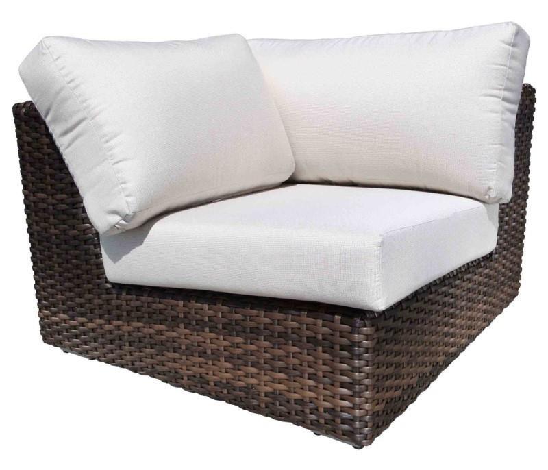 Louvre Outdoor Corner Module