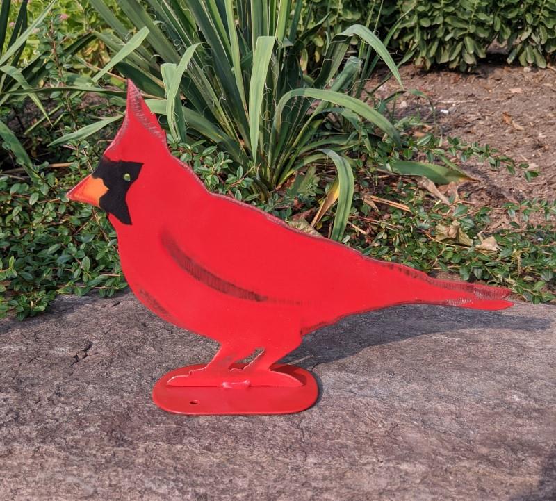 Left Facing Cardinal Garden Statue, 4"H