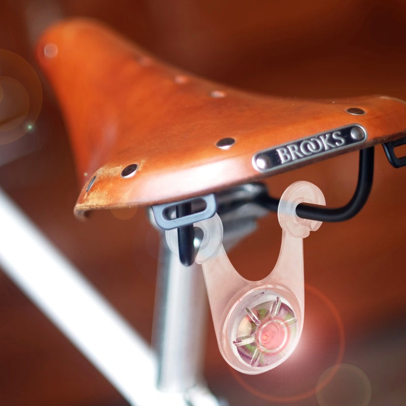 Kikkerland Saddle LED Tail Light