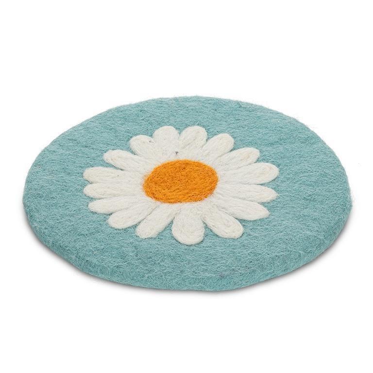 Handmade Wool Daisy Trivet, 8"