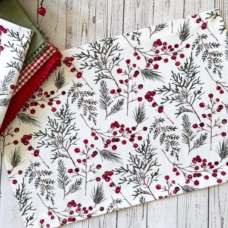 Pine & Berries Placemat, Set of 4