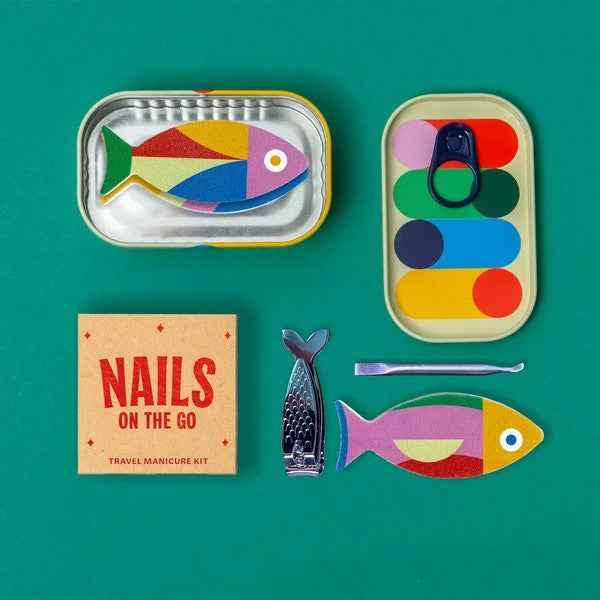 Nail Kit Tin
