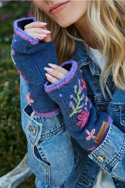 Hampton Court Embroidered Flowers Fingerless Gloves